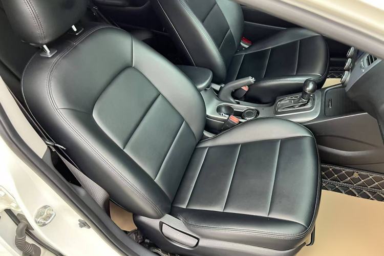 Used Kia K3 2015 1.6L Automatic GLS
