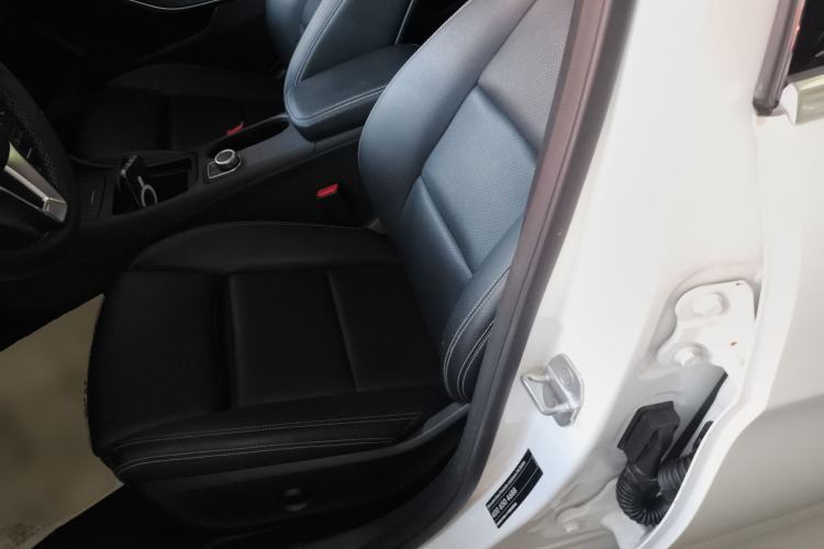 Used Mercedes-Benz GLA 2016 GLA 200 Fashion Model