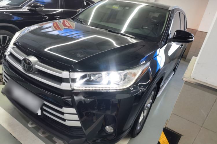 Used Toyota Highlander 2018 2.0T Four-Wheel Drive Luxury Edition 7 Seats China V Emission Standard