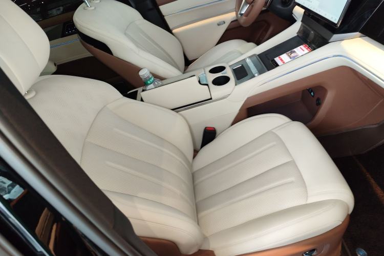 Used BYD Xia 2025 DM-i 1.5T 180km Beyond Edition
