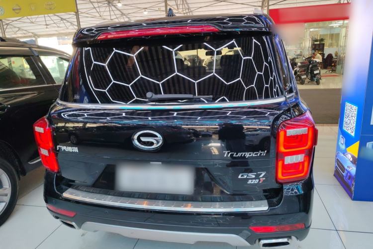 Used GAC Trumpchi GS7 2017 320T Two-Wheel-Drive Luxury Smart Connectivity Model
