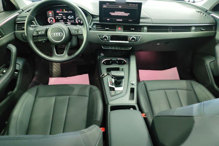 Used Audi A4L 2022 40 TFSI Luxury Prestige Edition
