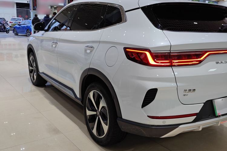 Used BYD Song PLUS New Energy 2023 Champion Edition EV 520KM Flagship Model
