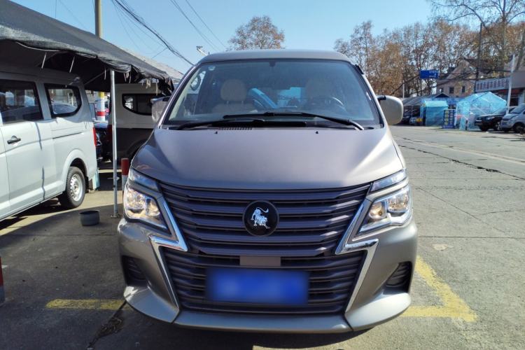 Used FORTHING Lingzhi 2023 M5L 1.6L Base Model 7 Seats