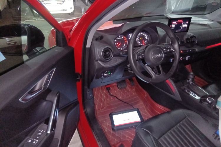 Used Audi Q2L 2018 35 TFSI Launch Exclusive Edition China VI
