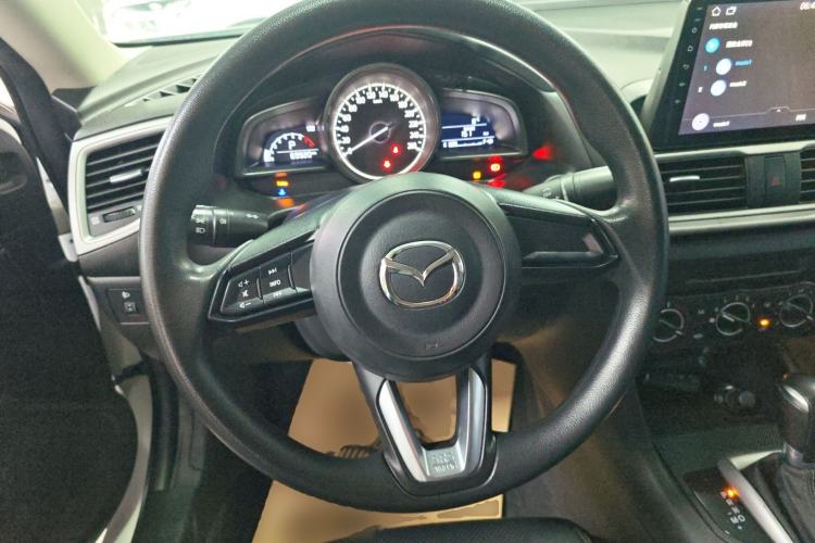 Used Mazda Mazda 3 Axela 2017 Sedan 1.5L Automatic Comfort Model Emission Standard China V