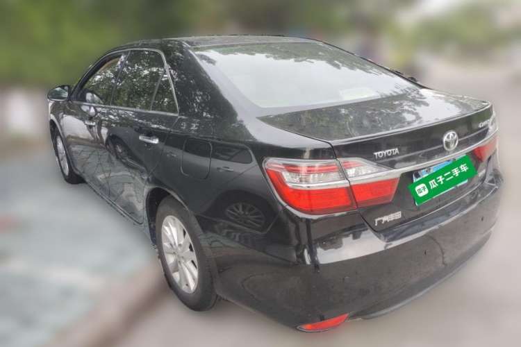 Used Toyota Camry 2016 2.0G 10th Anniversary Leading Edition
