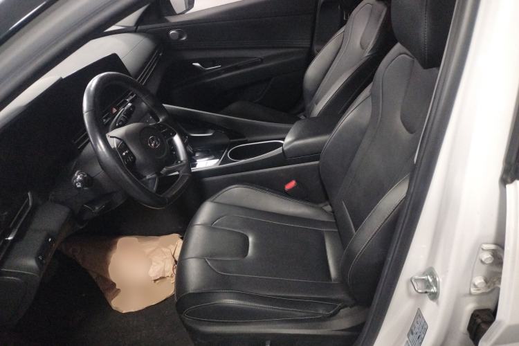 Used Hyundai Elantra 2021 1.5L CVT TOP Flagship Edition
