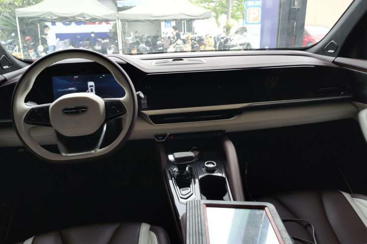 Used Geely Auto Monjaro L 2021 2.0TD DCT EVO Two-Wheel Drive Smart Luxury Version
