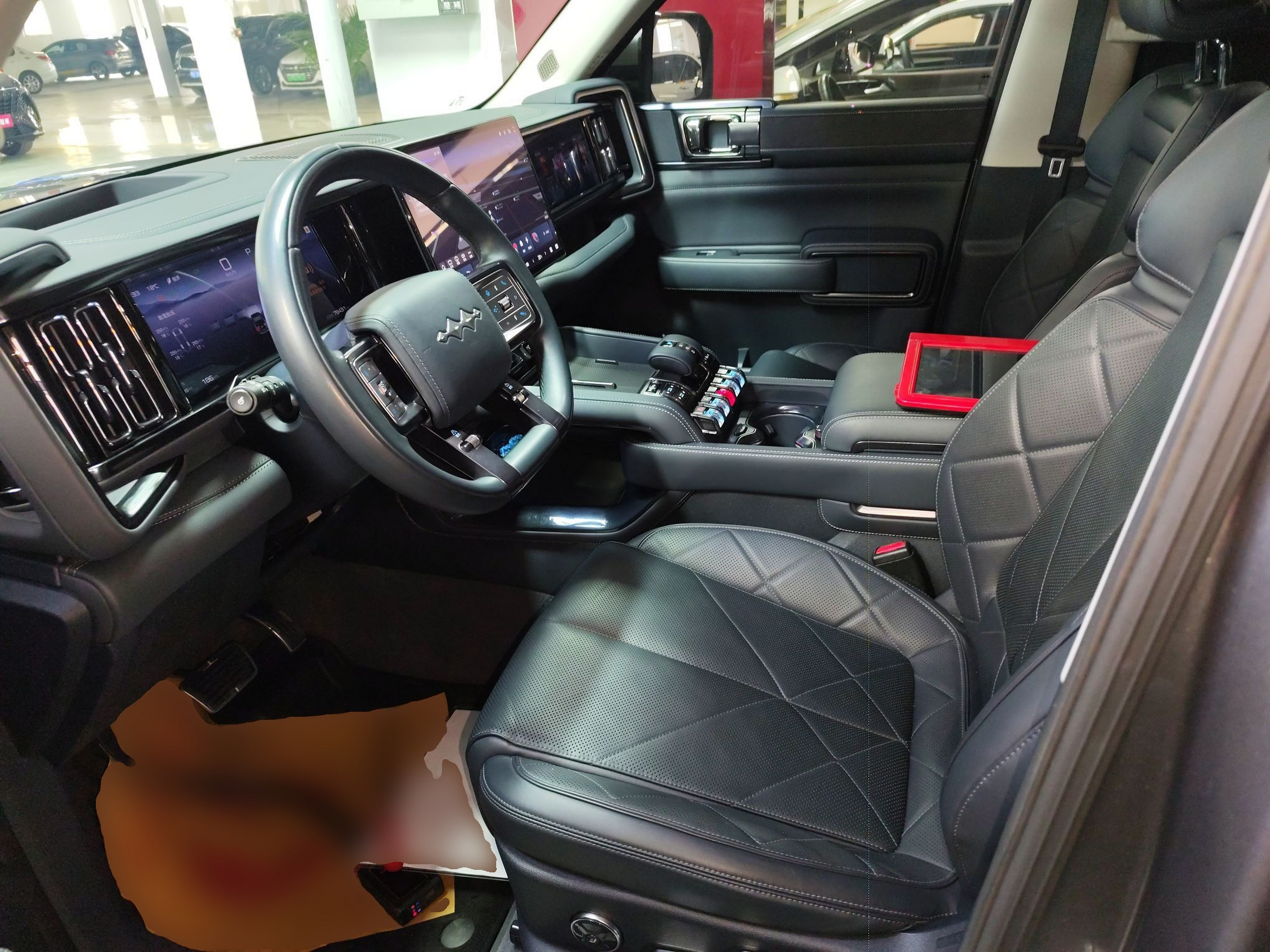 المقاعد الأمامية داخل السيارة