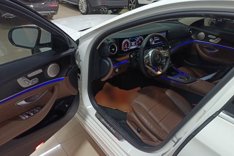 Used Mercedes-Benz E-Class 2019 E 300 L Sporty and Stylish Model