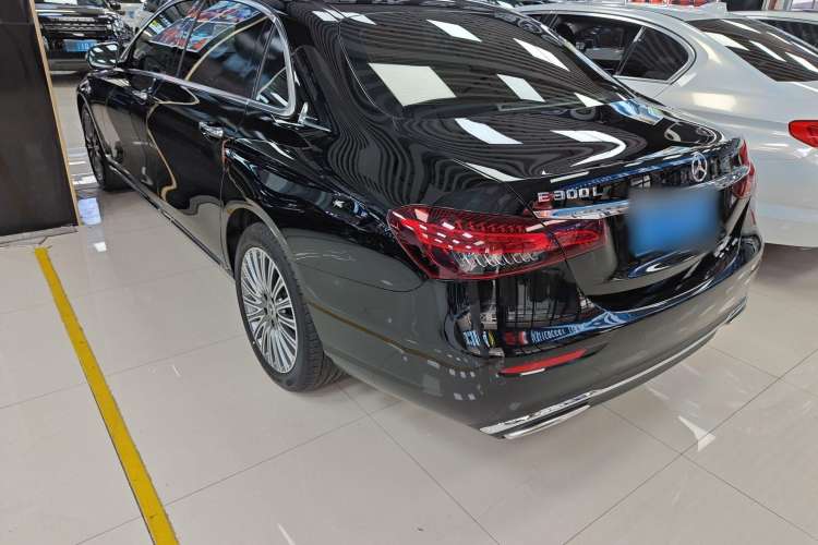 Used Mercedes-Benz E-Class 2023 Updated E 300 L Fashion Edition