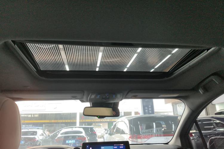 Used Toyota Sienna 2021 2.5L Hybrid Ultimate Edition