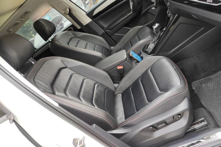 Used Volkswagen Tayron 2019 330TSI Two-Wheel Drive Luxury Model China VI Standard