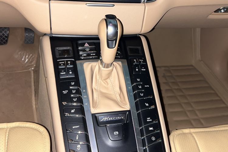 Used Porsche Macan 2017 Macan 2.0T
