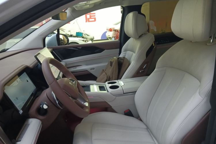 Used BYD Xia 2025 DM-i 1.5T 180km Beyond Edition
