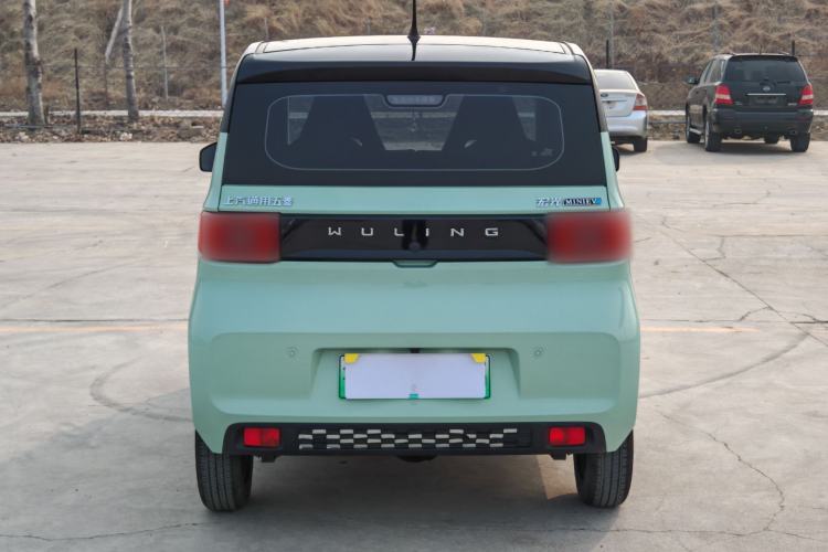 Used Wuling Hongguang MINIEV 2022 Macaron Premium Model – Lithium Iron Phosphate
