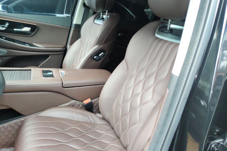 Used  Lanyue 2023 400T Four-Wheel Drive Star Prestige 7-Seater
