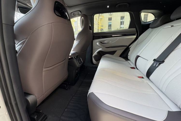 Used BYD Song PLUS New Energy 2024 Honor Edition EV 605km Flagship PLUS