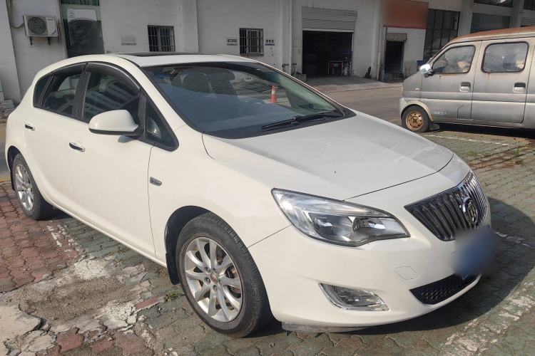 Used Buick GT 2014 XT 1.6L Automatic Fashion Edition
