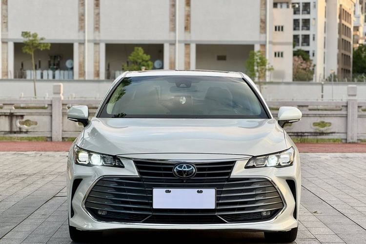 Used Toyota Avalon 2019 2.0L XLE Premium Edition China VI
