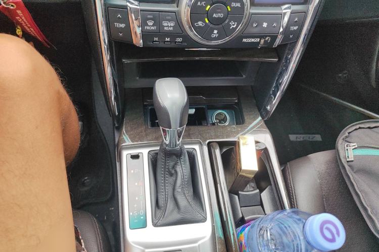 Used Toyota Reiz 2013 2.5V Shangrui Edition
