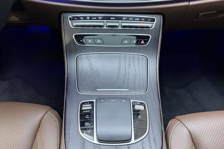 Used Mercedes-Benz E-Class 2022 E 300 L Sporty and Stylish Model
