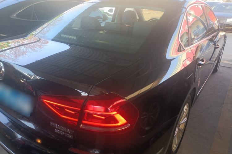 Used Volkswagen Passat 2017 330TSI DSG Luxury Edition
