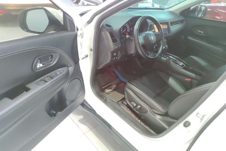 Used Honda Vezel 2020 1.5L CVT Elite Edition
