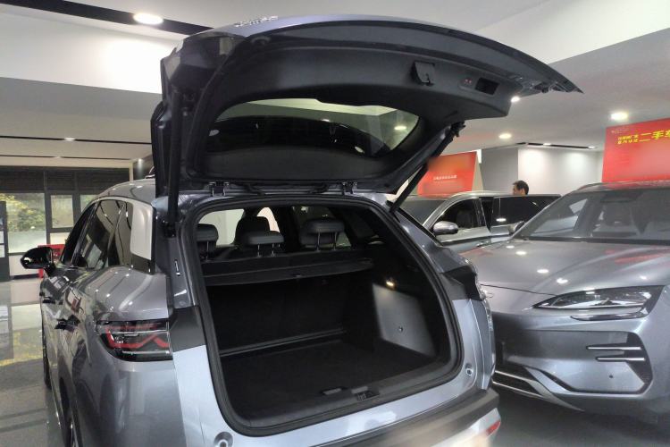 Used BYD Song L DM-i 2025 Intelligent Driving Version 160 km Beyond-Range Type