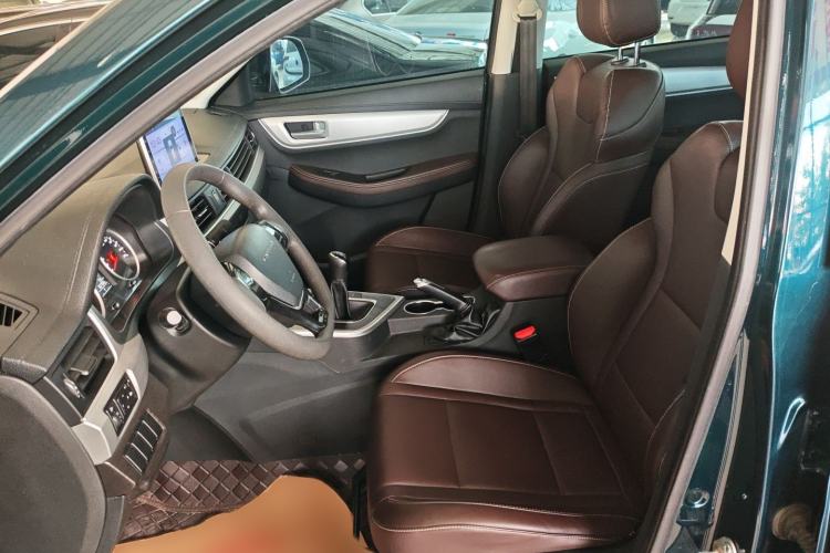 Used FORTHING T5 2023 Grand Edition 1.6L Manual Dream Version Five Seats
