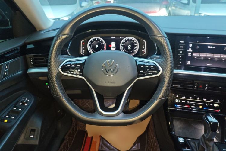 Used Volkswagen Passat 2023 Revised 330TSI Elite Edition
