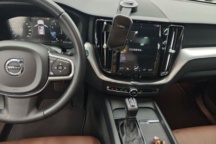 Used Volvo XC60 2019 T5 4x4 Zhiyuan Edition China VI Standard