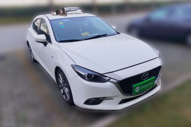 Used Mazda Mazda 3 Axela 2017 Hatchback 2.0L Automatic Luxury Model Emission Standard China V