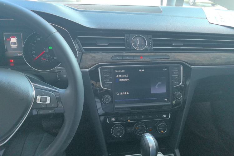 Used Volkswagen Magotan 2017 330TSI DSG Luxury Model