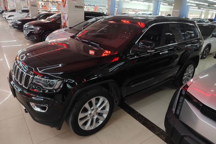 Used  Grand Cherokee 2017 3.0L Comfort Navigation Edition
