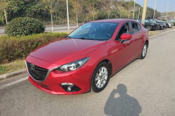 Used Mazda Mazda 3 Axela 2016 Sedan 1.5L Automatic Comfort Model