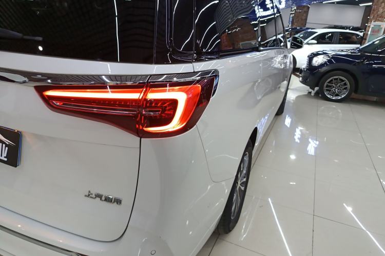 Used Buick GL8 2021 ES Land Cruiser 653T Luxury Edition
