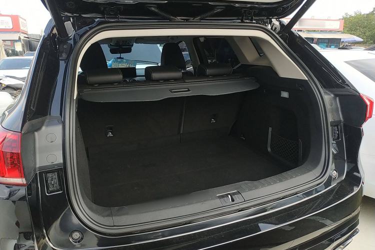 Used Wey VV6 2021 2.0T Two-Wheel Drive Smart Plus