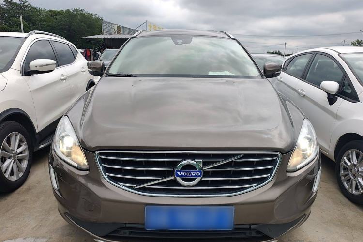 Used Volvo XC60 2015 T5 Smart Upgrade Model
