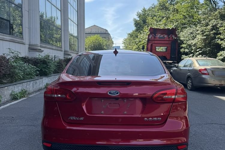 Used Ford Focus 2017 Sedan 1.6L Automatic Fashion Edition Smart Drive Version
