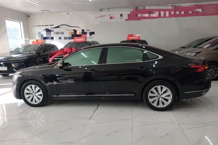 Used Volkswagen Passat 2020 330TSI Elite Edition China VI

