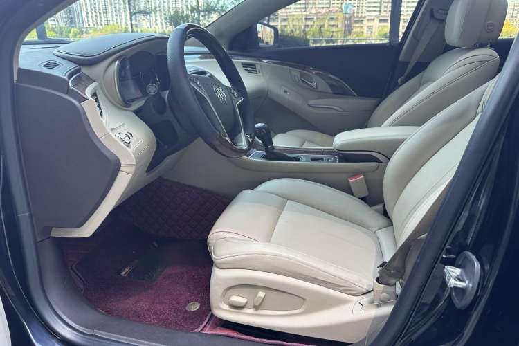 Used Buick LaCrosse 2013 2.4L SIDI Leading Comfort Version
