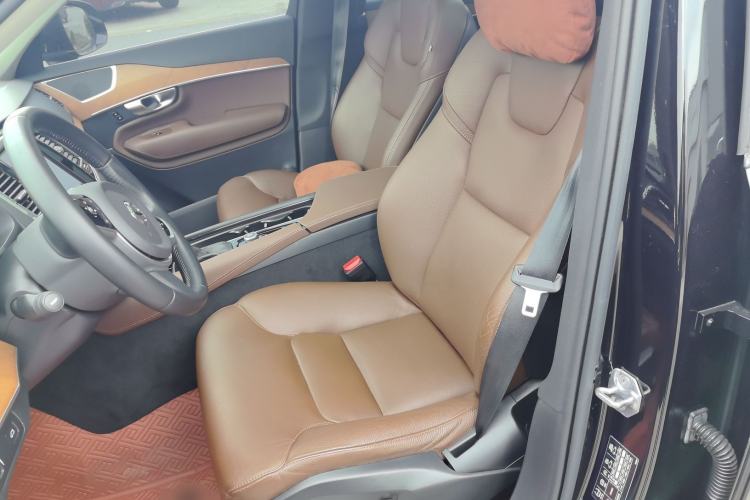 Used Volvo XC90 2019 T6 Zhiyi Edition 7-Seater China VI Standard
