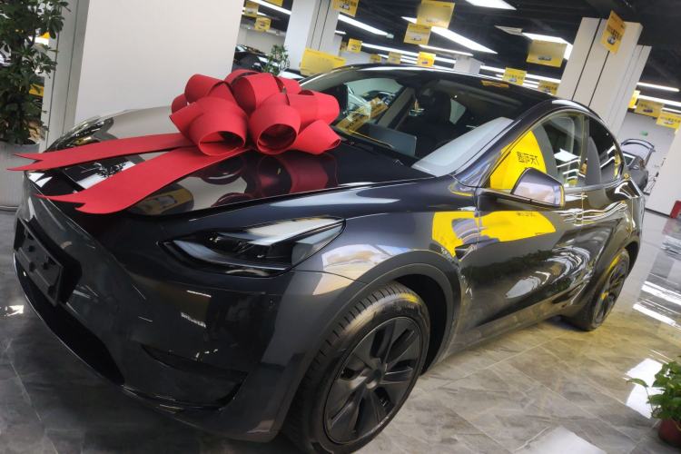 Used Tesla Model Y 2024 Rear-Wheel-Drive Version
