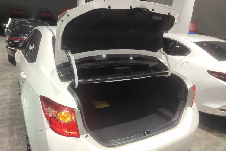 Used Toyota Levin 2017 Revised Version 185T CVT New Sharp Edition China V Standard