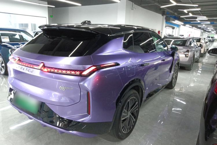 Used Lynk & Co 08 EM-P 2023 120km Long-Range Halo
