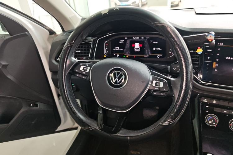 Used Volkswagen T-ROC 2021 280TSI DSG Two-Wheel Drive Comfort Connect Edition
