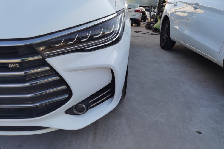 Used BYD Song MAX 2017 1.5T Automatic Smart Connect Elite 7-Seater
