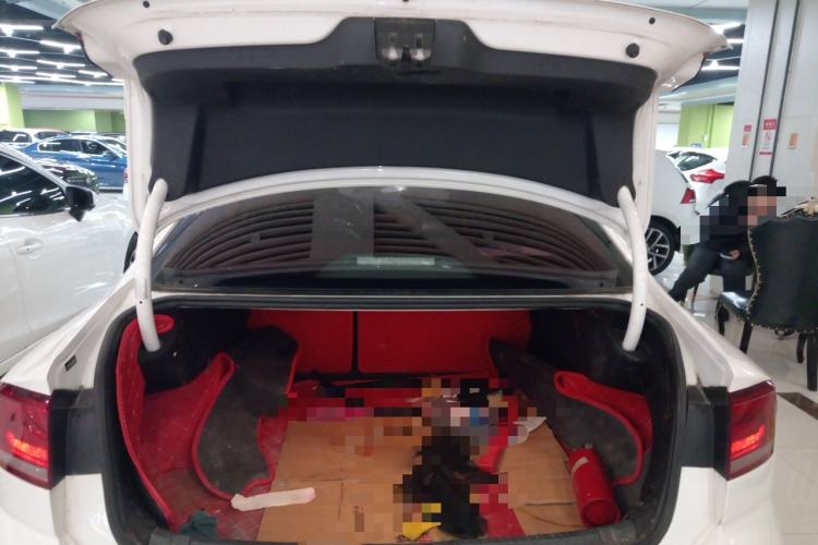 Used Volkswagen Lamando 2018 230TSI DSG Fashion Edition
